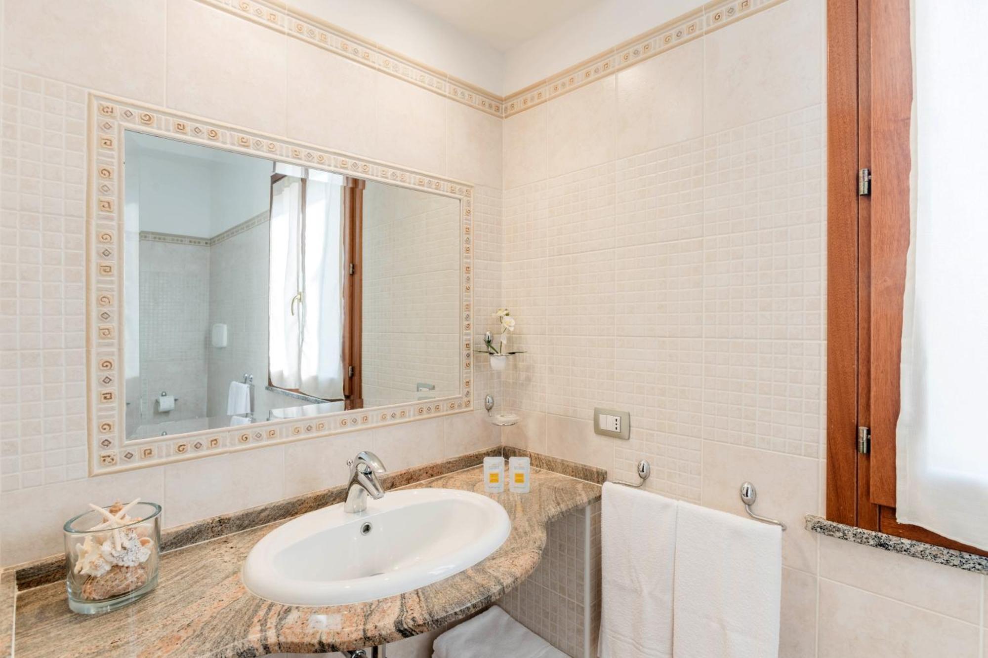 Sunway Luxury Apartments 2 Alghero Esterno foto